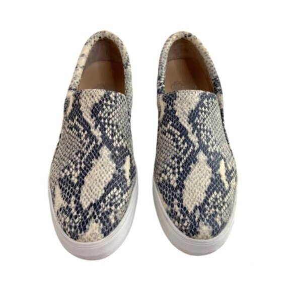 Vince Camuto Snakeskin Slip On Loafers Platform Flats - Picture 2 of 8